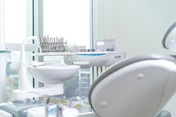 Visiting A New Dental Office After An Uncomfortable Experience: What To Tell The New Dentist