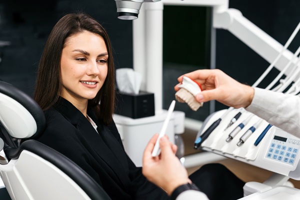 How An Implant Dentist Places An Artificial Tooth Root